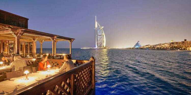 迪拜Pierchic餐厅浪漫露台