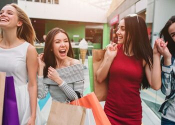 Dubai Summer 2026 best malls showing family shopping and indoor destinations to beat the heat in the UAE